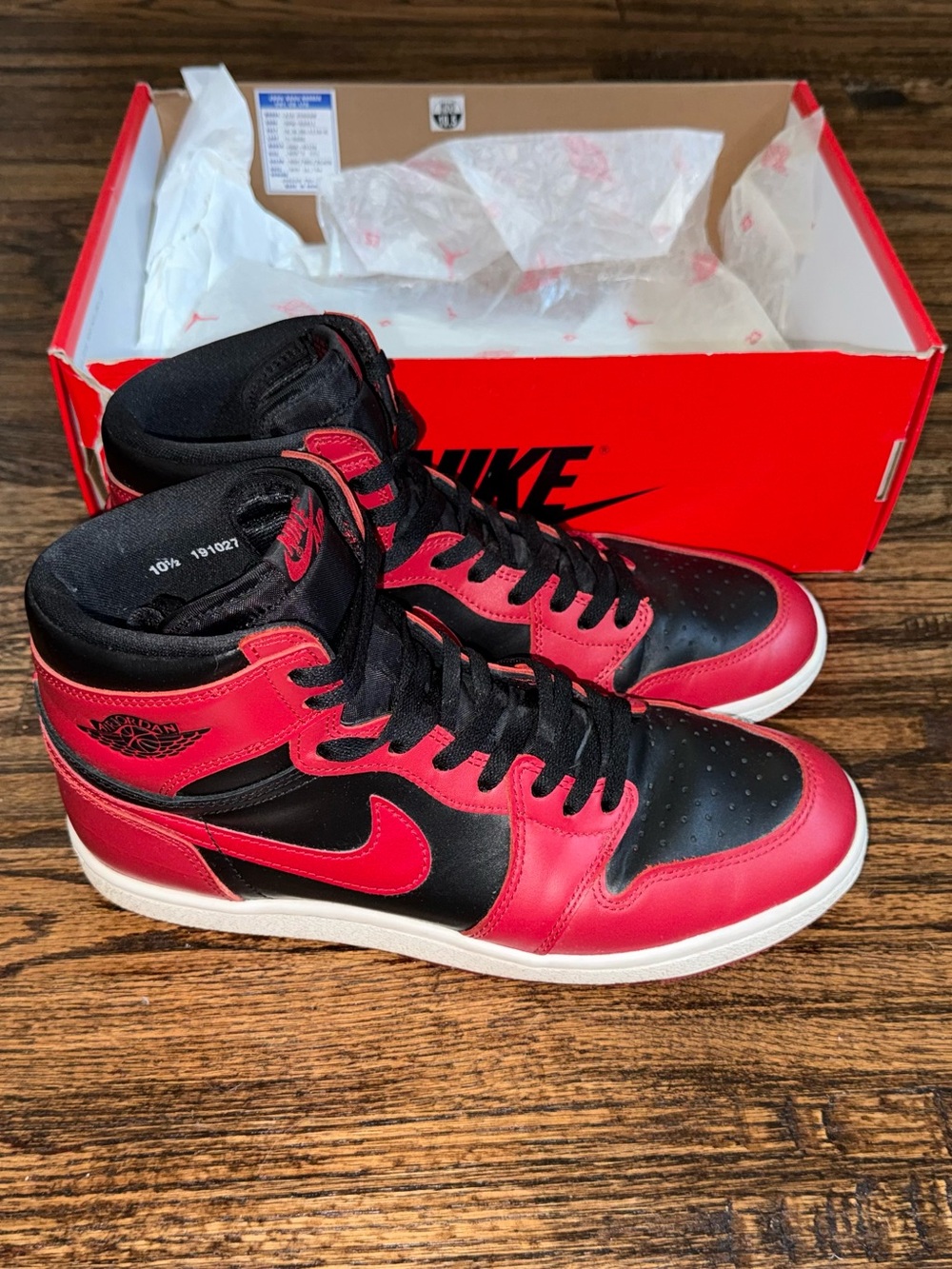 Air Jordan 1 High 85 Sneakers Varsity Red BQ4422-600 Size 10.5